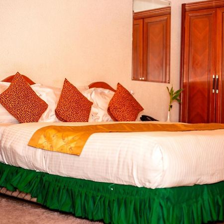 Royal Park Hotel Kumasi Exterior photo